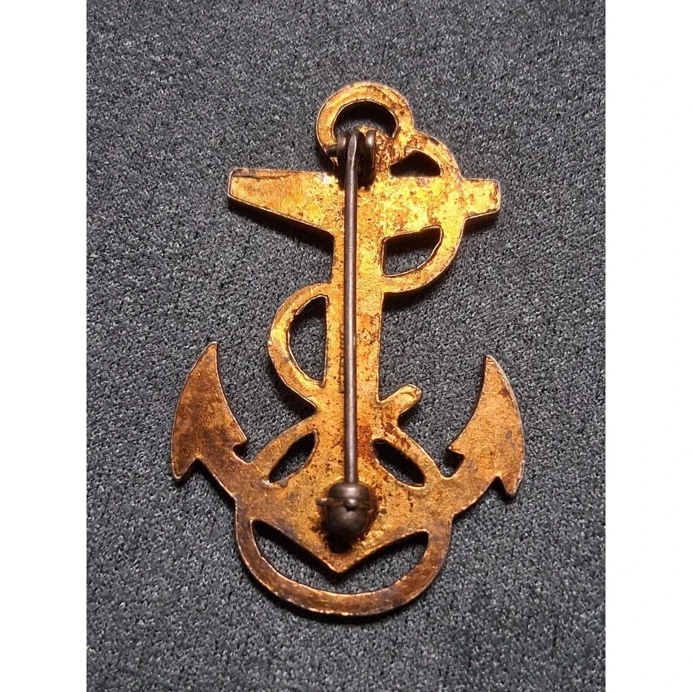 N/A gold tone